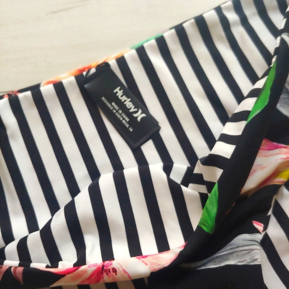 HURLEY NEW Flora Reversible Bikini Bottom - Picture 8 of 11